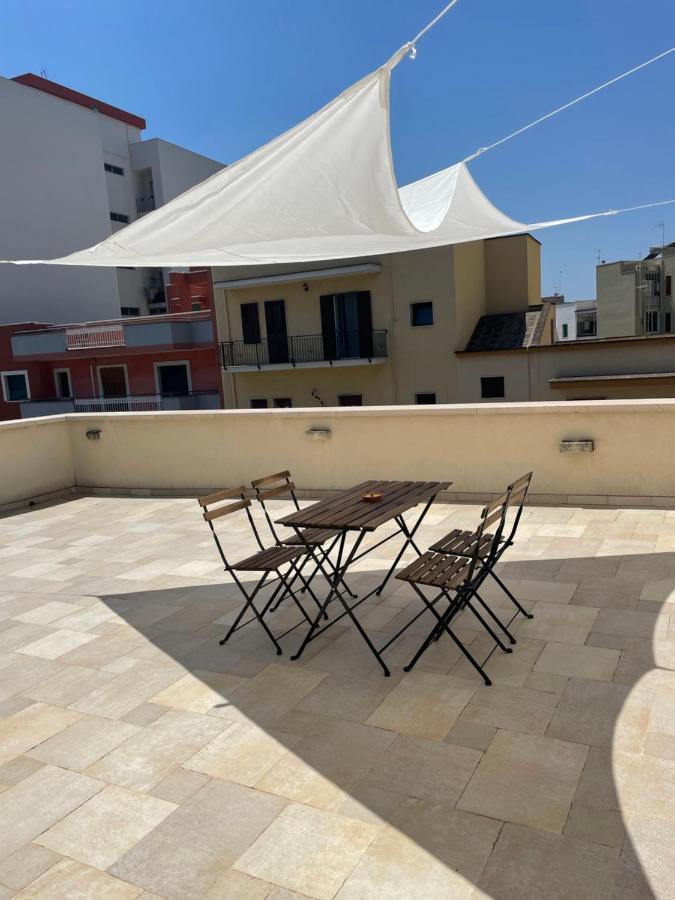 Casa Oberdan - Private Parking Monopoli Exterior foto